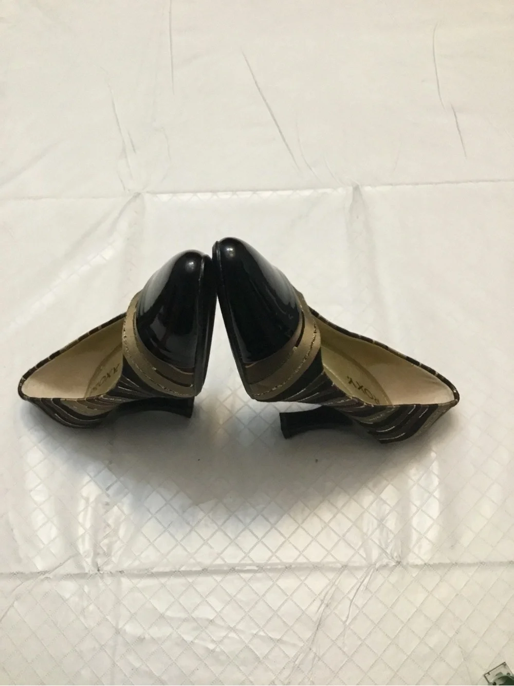 Proxy Black Brown Pointed Toe Pumps Gold Insole Size 6.5